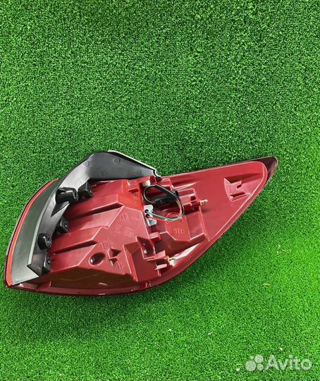 Фонарь левый KIA sportage 3 SL 10-14