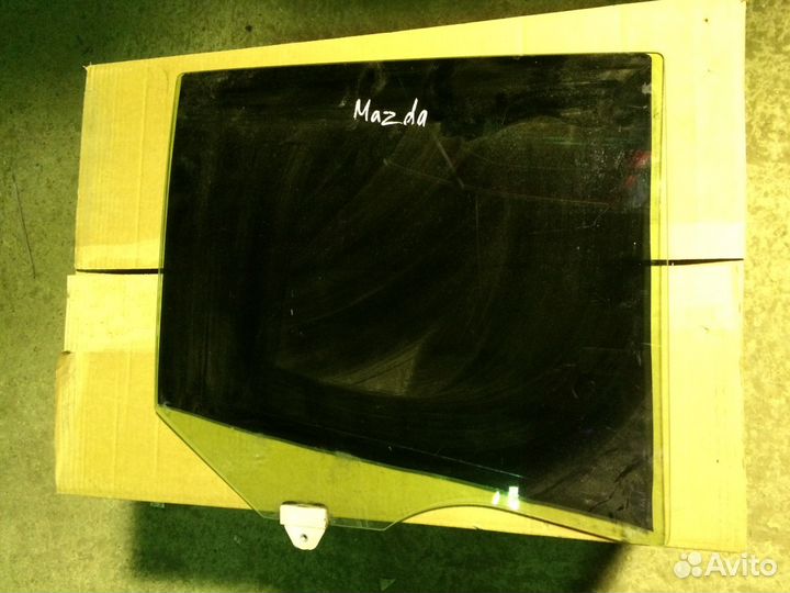Mazda CX5 стекло заднее правое