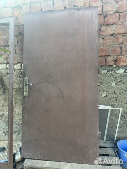 Дверь входная металлическая