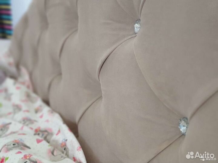 Детская софа Каретная стяжка Стразы 190х80