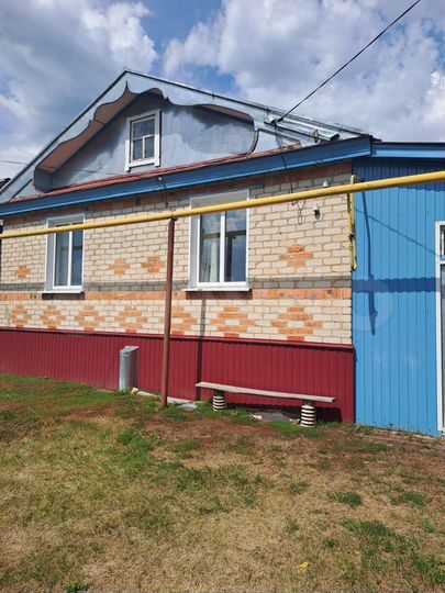 Дом 64 м² на участке 52 сот.