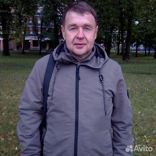 Работник склада