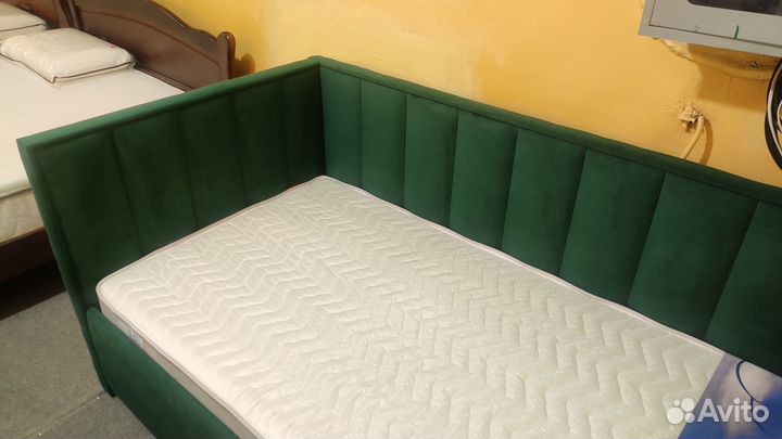 Кровать для ребенка и подростка