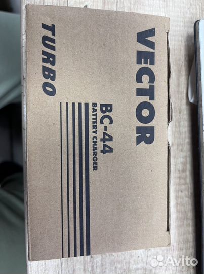 Зарядное устройство vector BC-44 Turbo