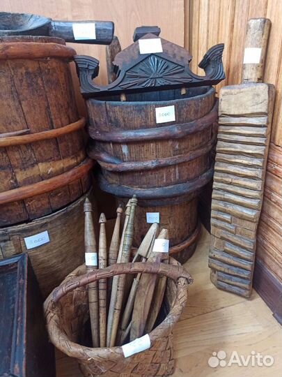 Старинные деревянные предметы быта Ведра