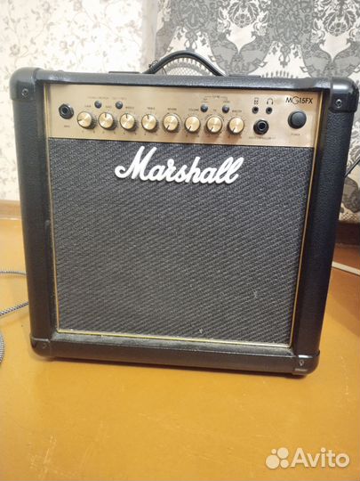 Гитарный комбоусилитель Marshall MG15GFX