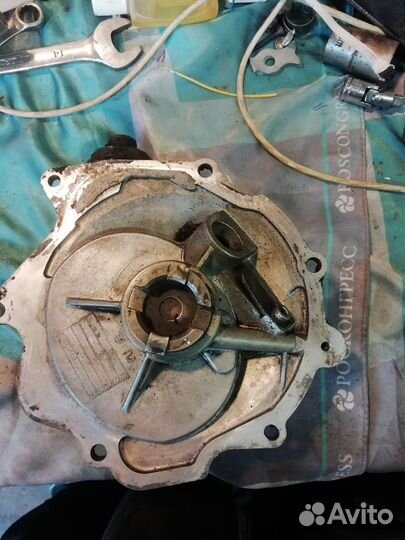 Вакуумный насос Mercedes Vario,Sprinter 2.9TD