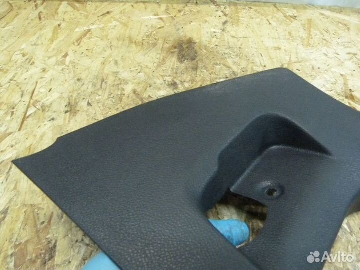 Накладка порога передняя левая VW Jetta 2006-2011