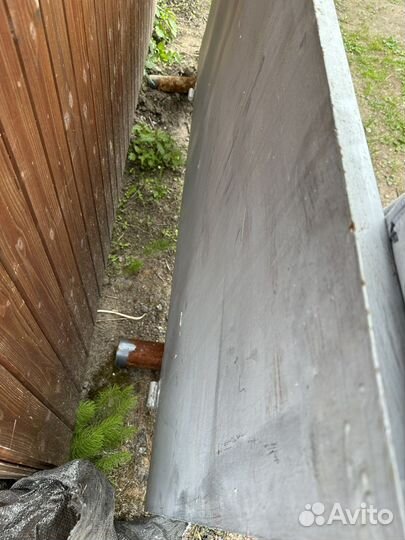 Металлическая дверь б/у и ставни на окна