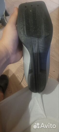 Ботинки лыжные