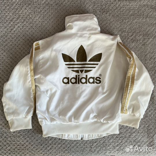 Спортивная куртка adidas (ветровка) на ребёнка