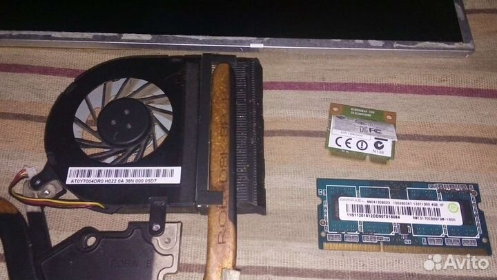 Разобранный ноутбук