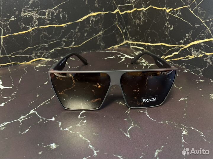 Солнцезащитные очки мужские Prada с поляризацией