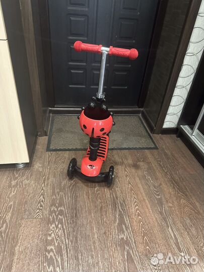 Самокат детский с сиденьем и ручкой