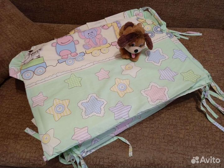 Бортик для кроватки, съемный, паралоновый