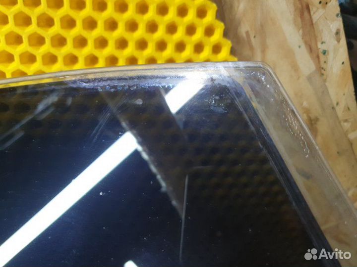 Стекло задней левой двери Mercedes S-Class W220