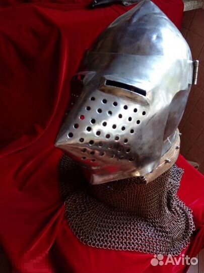 Рыцарские доспехи