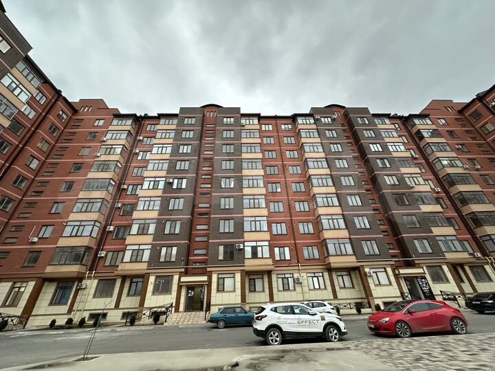 2-к. квартира, 72 м², 6/9 эт.
