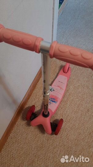 Самокат детский трехколесный