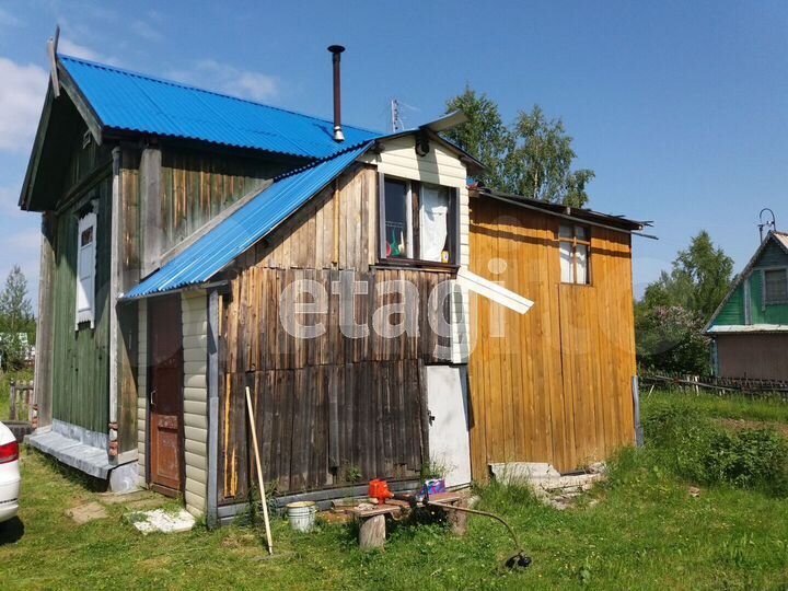 Дача 50 м² на участке 6 сот.