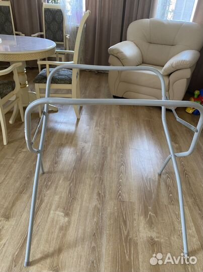 Подставка для детской ванночки