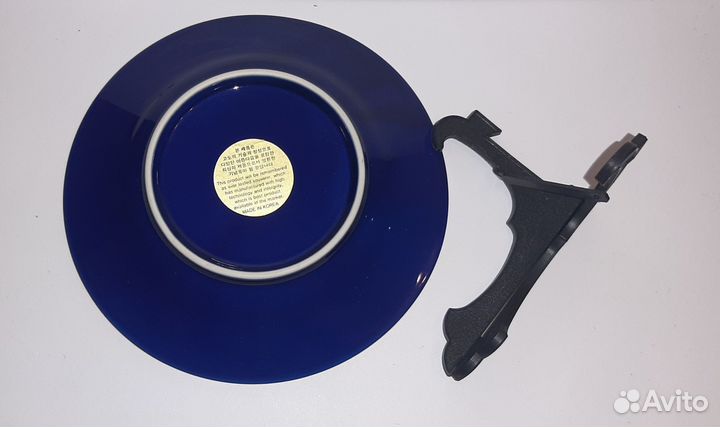 Тарелка Корея с подставкой