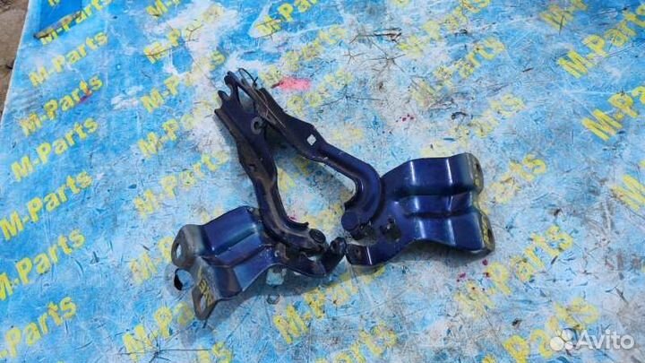 Петля капота Mazda Axela BL5FW