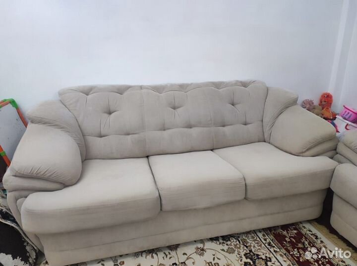 Диваны и холлы бу