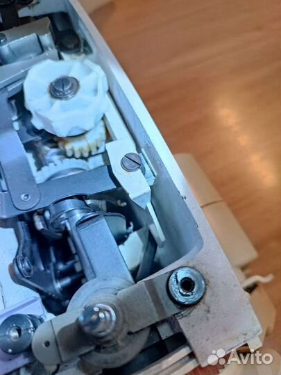 Швейная машина Singer на запчасти, вес 13 кг