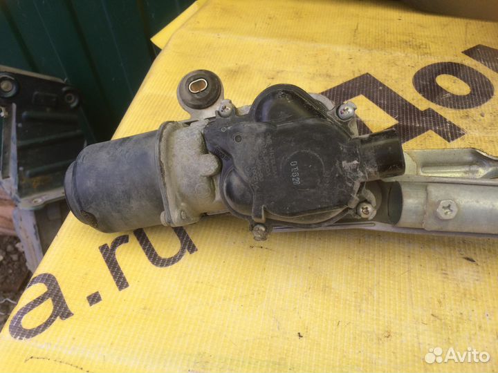 Трапеция стеклоочистителей Nissan Tiida левый руль