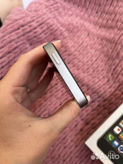 Телефон iPhone 5s