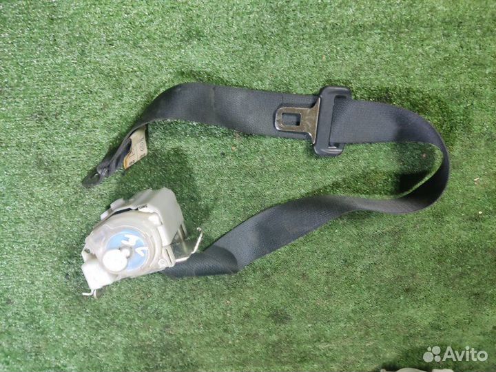 Ремень безопасности задний левый Mitsubishi Galant