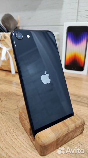 iPhone SE (2022), 64 ГБ