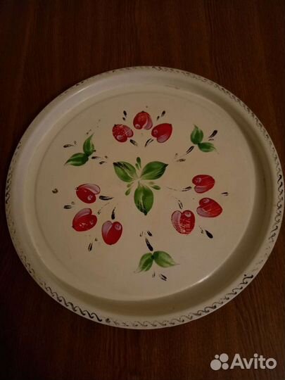 Поднос эмалированный