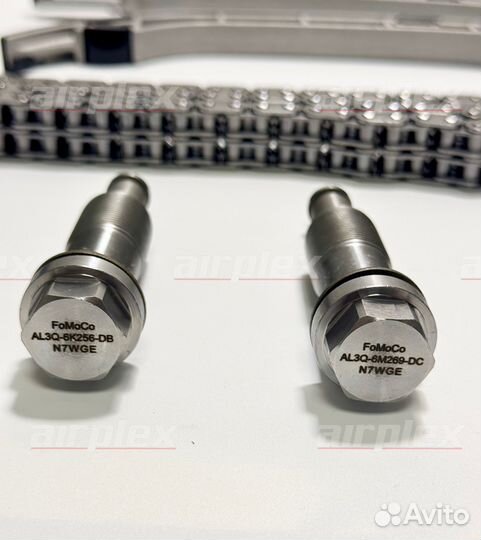 Оригинальный Комплект грм land rover 4.4 448DT