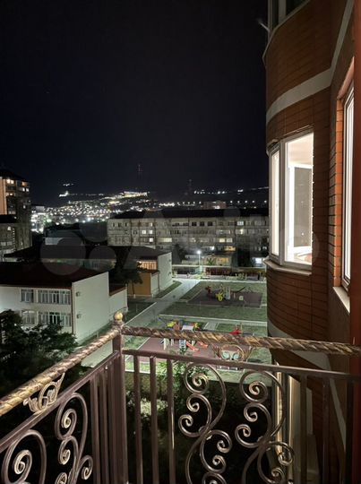 3-к. квартира, 86 м², 6/9 эт.