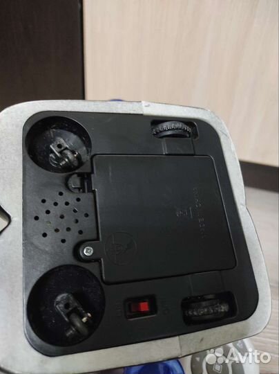 Игрушка робот с пультом