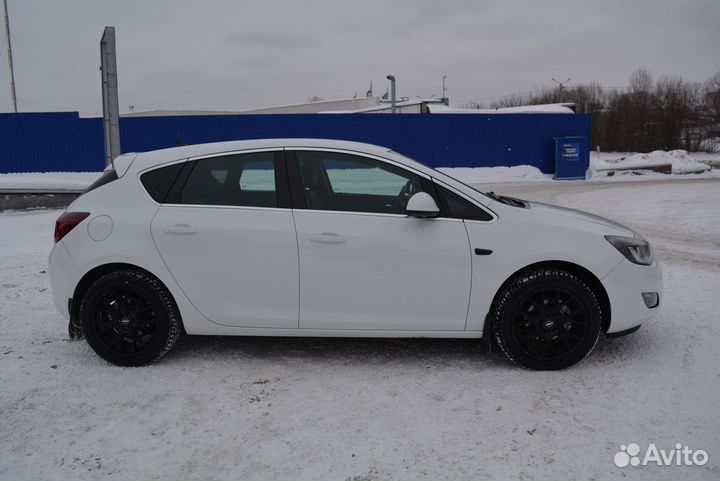 Opel Astra 1.4 AT, 2011, 182 000 км