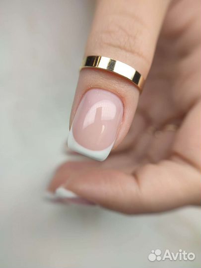 Мастер маникюра и педикюра