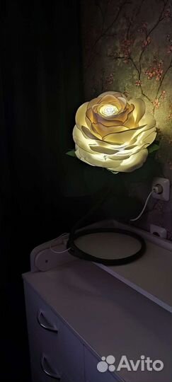 Светильник роза из изолона