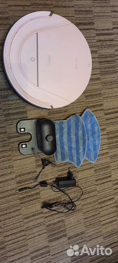 Робот пылесос моющий Midea VCR03