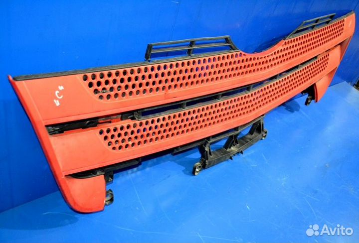 Решетка радиатора, средняя mercedes-benz Actros MP