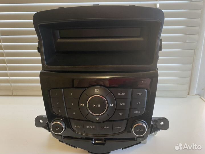 Штатный магнитофон Chevrolet Cruze