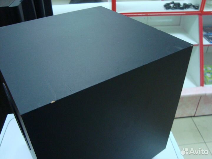 Сабвуфер JBL для домашнего кинотеатра