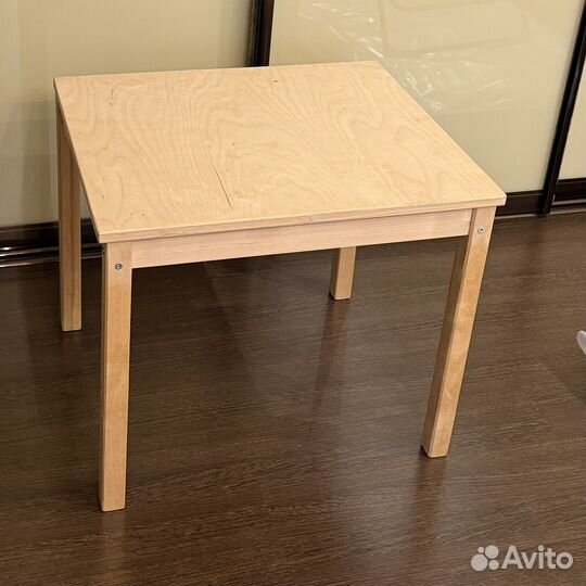 Журнальный столик IKEA