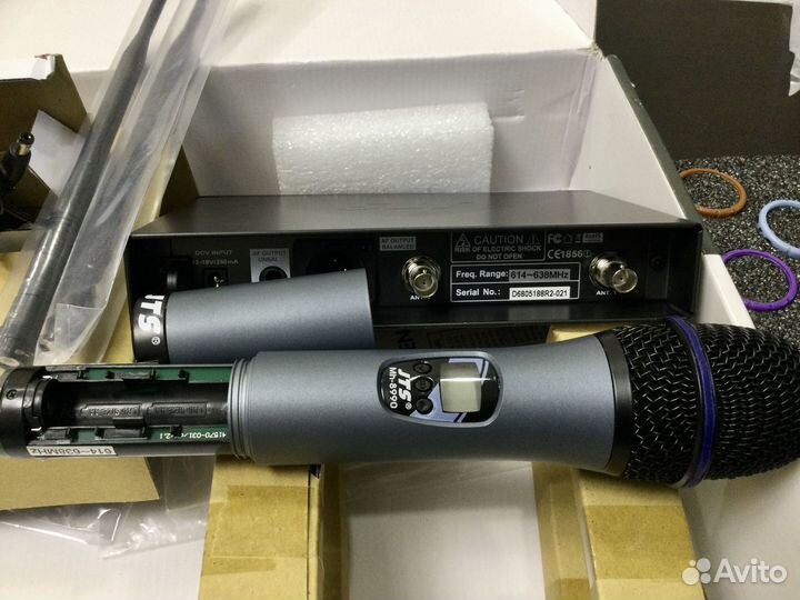 Радиомикрофон JTS