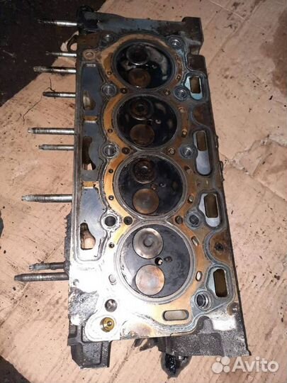 Головка блока цилиндров Peugeot 107 2006