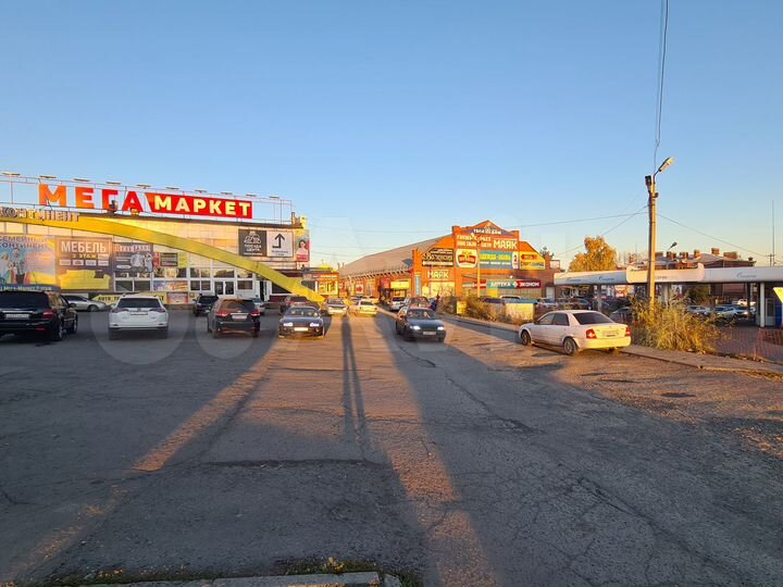 Торговая площадь, 1600 м²