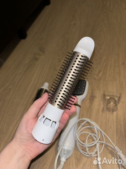 Фен щетка philips