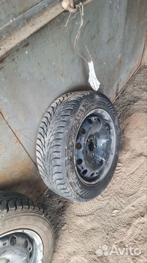 Yokohama Ice Guard Stud IG55 185/60 R15 88T